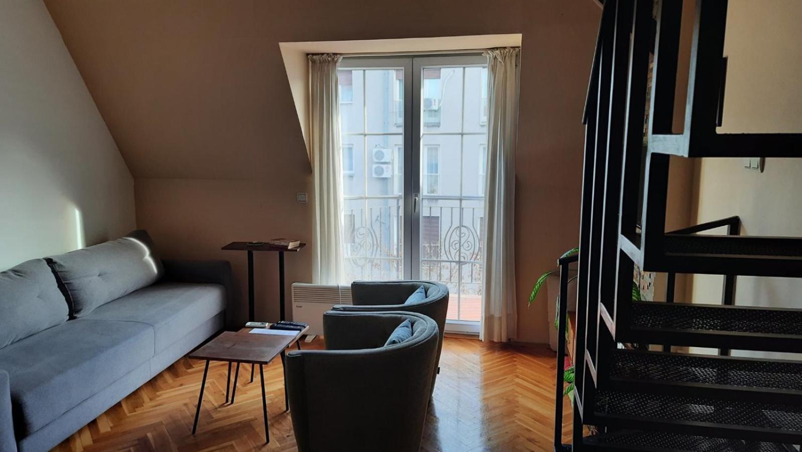 Duplex Studio Mansarda Apartman Belgrád Kültér fotó